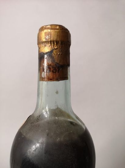 null 2 bouteilles CHÂTEAU PONTAC - Haut Loupiac 1937


Etiquettes légèrement tachées,...